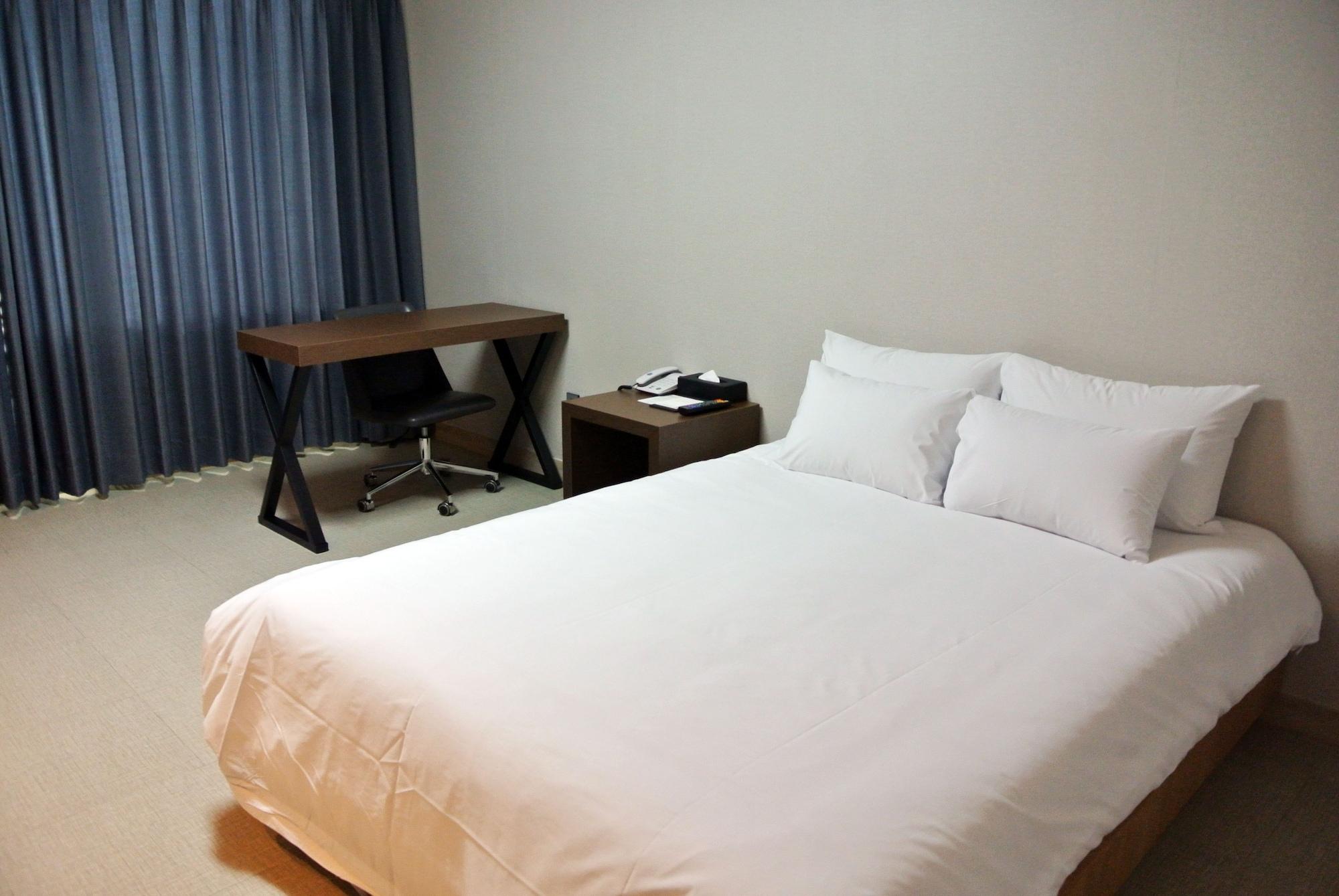 Jeju Noblesse Hotel מראה חיצוני תמונה