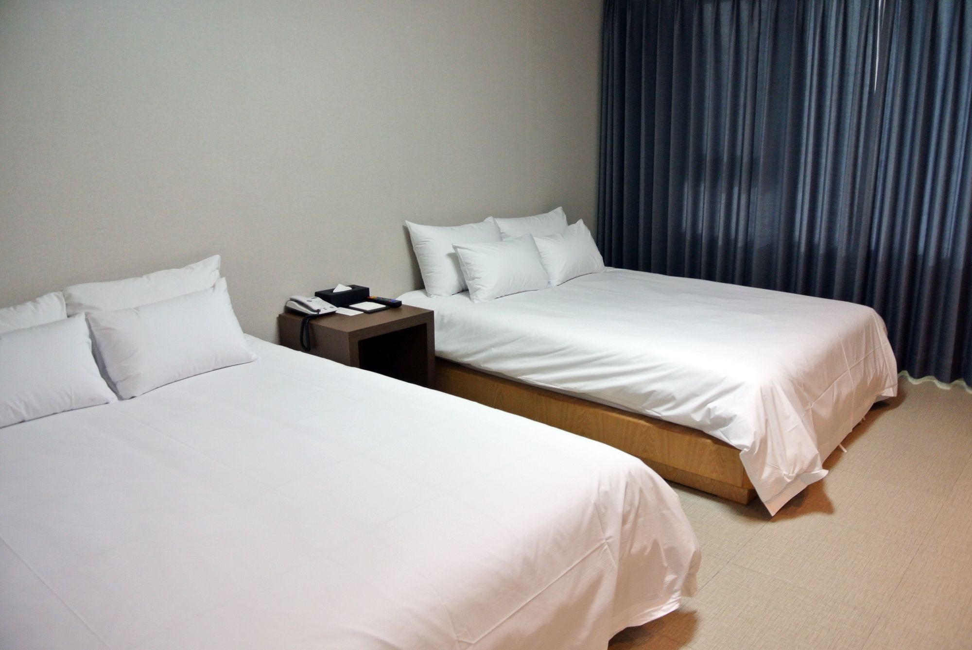 Jeju Noblesse Hotel מראה חיצוני תמונה
