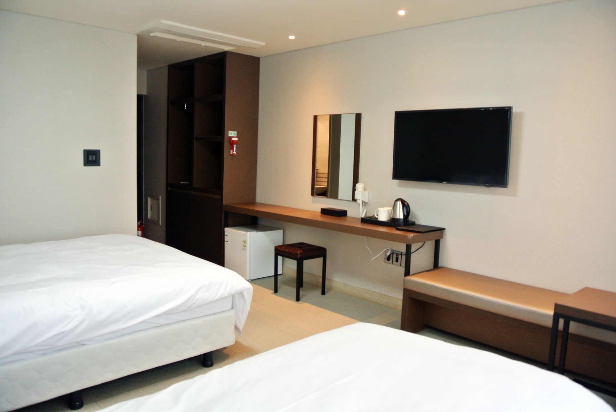 Jeju Noblesse Hotel מראה חיצוני תמונה