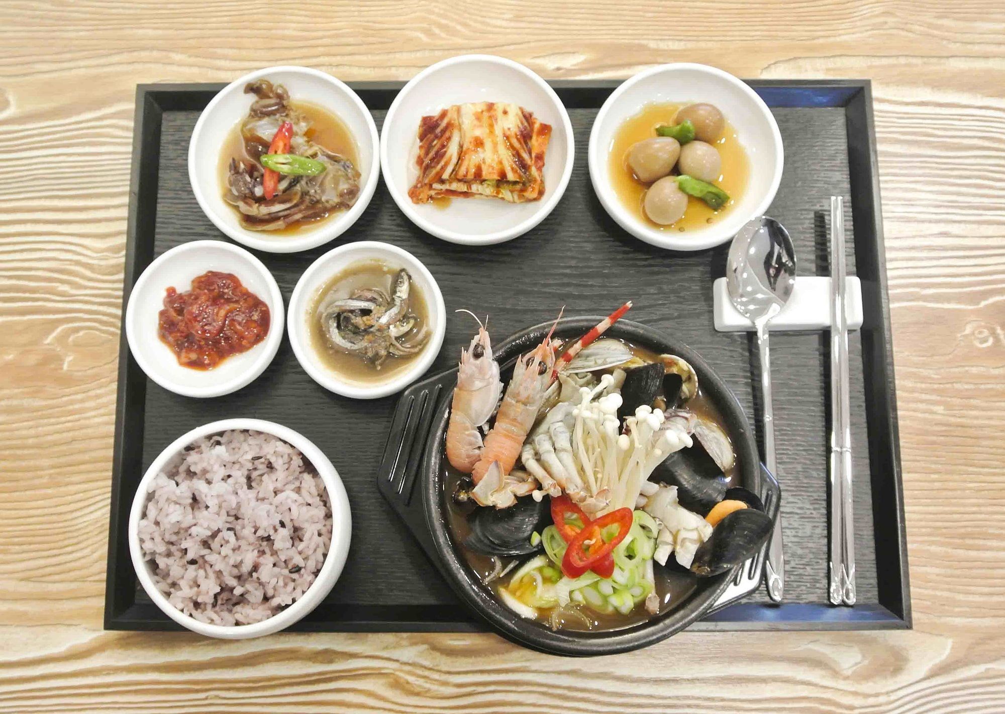 Jeju Noblesse Hotel מראה חיצוני תמונה