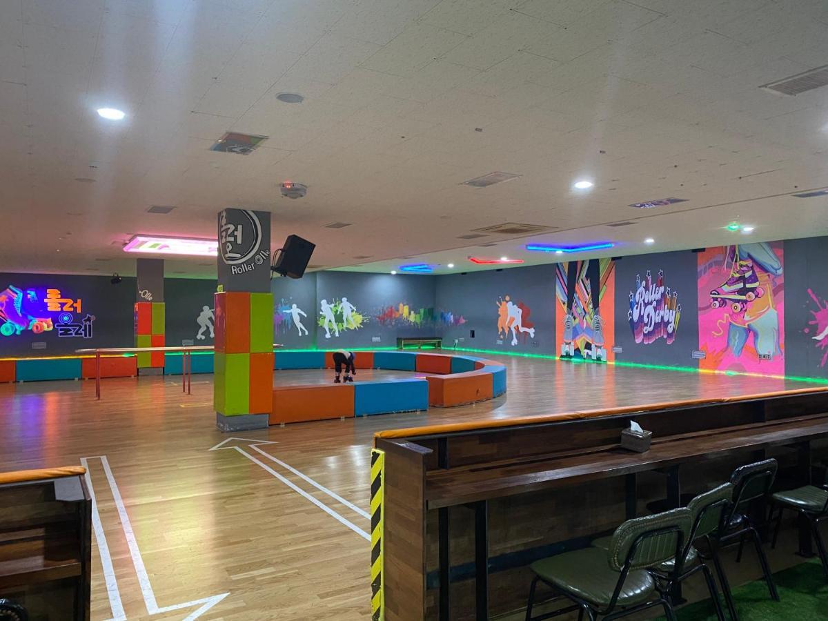 Jeju Noblesse Hotel מראה חיצוני תמונה